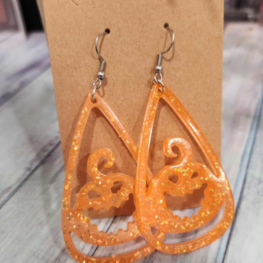 Glitter Resin Halloween Earrings - Picture 2 of 8